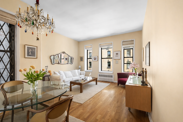 30 East 95th Street, 4A