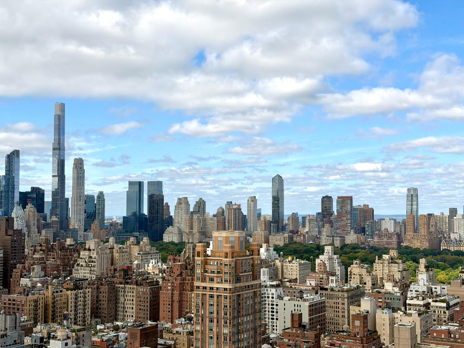 255 East 77th Street penthouse view