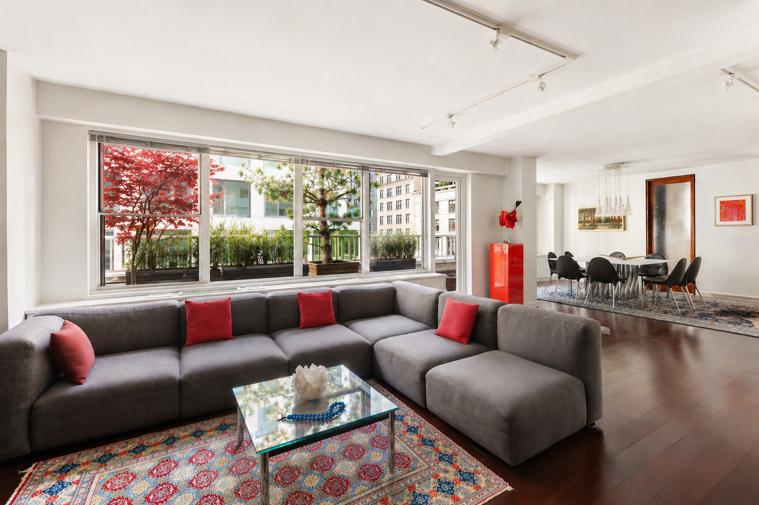 Private exclusive listing — between Park and Lexington