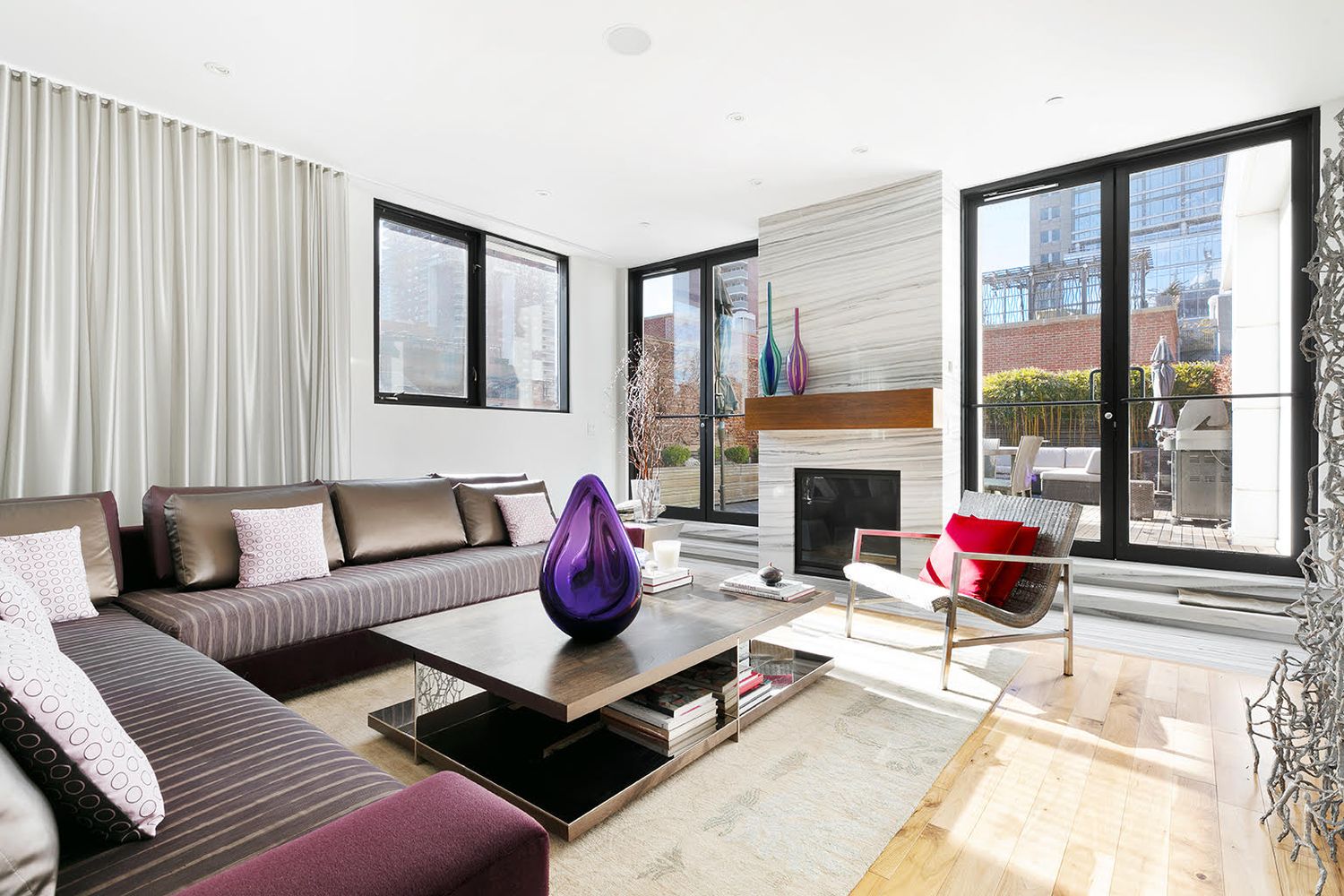 60 Beach Street, PH2